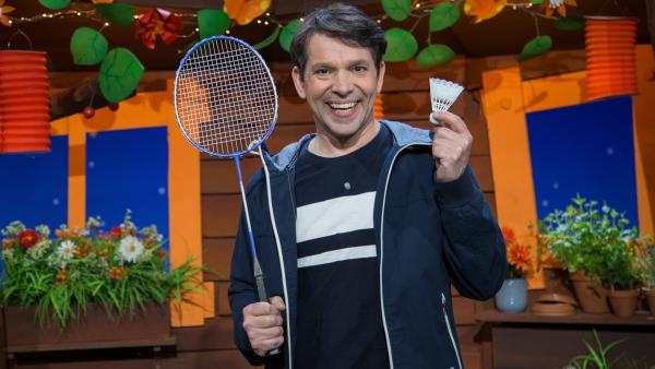 Juri und sein Federball-Set