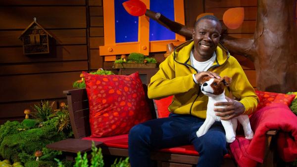 Matondo und sein Kuschelhund