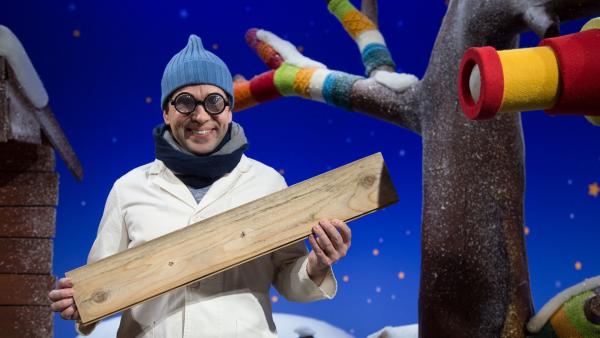 Diesmal erklärt dir Professor Juri, um welchen Bodenbelag es sich bei der "Eisdiele" handelt.