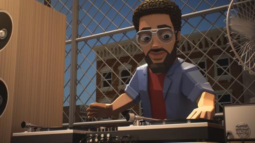 Rechte: KiKA/22D Music Group, TeamTO Kool Herc hinter zwei Plattenspielern. Im Hintergrund ein Zaun und Backsteingebäude.