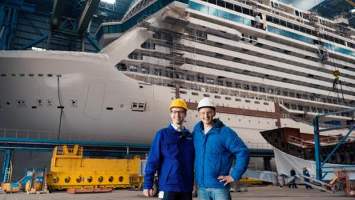 Der Schiffbau-Check / Schiffsbauer Florian von der Meyer Werft und Checker Julian