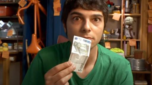Checker Can Quick-Checks | Rechte: br Folge 10 | Checker Can mit einem Geldschein