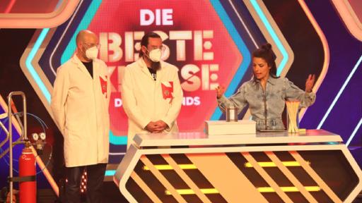 Experiment Dosenrakete | Rechte: KiKA