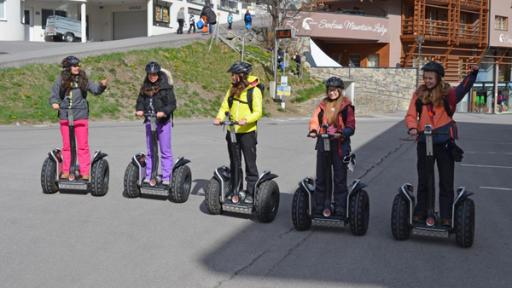 Folge 12 | Rechte: ZDF Die Mädels auf Segways