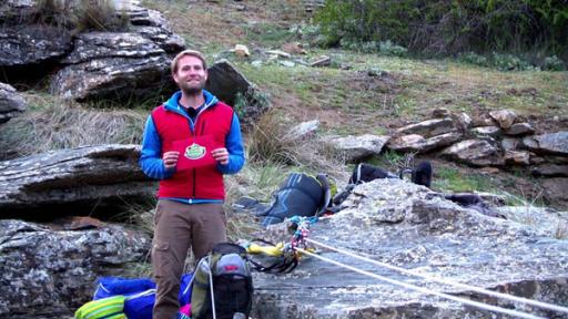 Durch die Wildnis - Sierra Nevada (S04/E10) | Rechte: E+U-TV Film- und Fernsehproduktion Coach Tobi am Fluss