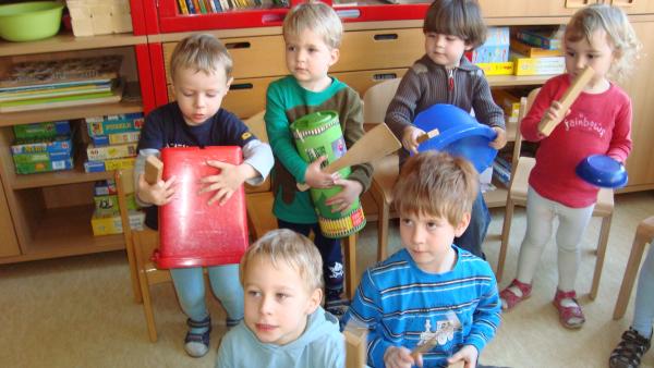 Kinder des Kochlöffel-Tanzorchesters