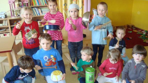 Kinder des Kochlöffel-Tanzorchesters