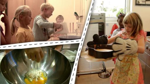 MDP - Wir backen unterschiedliche Kuchen und Plätzchen 1 | Rechte: KiKA/Motion Works GmbH Kinder backen einen Kuchen. Kinder holen einen Kuchen aus dem Ofen. Rührschüssel mit Eiern und Mehl.