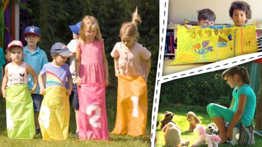 Kinder spielen Sackhüpfen und zeigen ein gemaltes Bild. Ein Mädchen spielt mit Kuscheltieren.