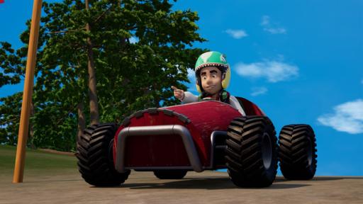 Rechte: KiKA/Prism Art & Design Limited Peter sitzt mit Schutzhelm in einem Gokart, das auf einer Fahrbahn fast von vorne zu sehen ist. Er zeigt mit ausgestrecktem Zeigefinger Richtung Fahrbahn. Links kleine Bäume. Im Hintergrund ein tiefer Horizont mit blauem Himmel und wenigen weißen Wölkchen.