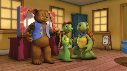 Rechte: KiKA/Nelvana Limited/Infinite Frameworks Pte Ltd. In der Schule sollen Franklin und seine Freunde Figuren für eine Schattentheater-Aufführung basteln.