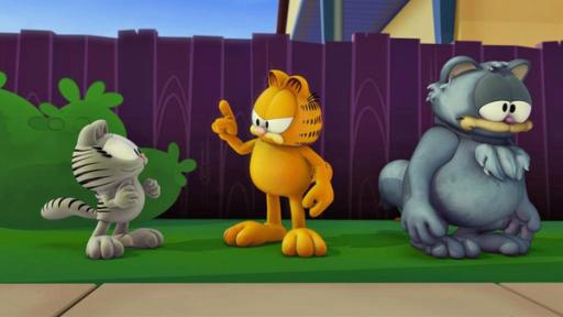 Spione unter sich | Rechte: Mediatoon Distr./hr Garfield, Nemal und ein dicker Kater im Garten.