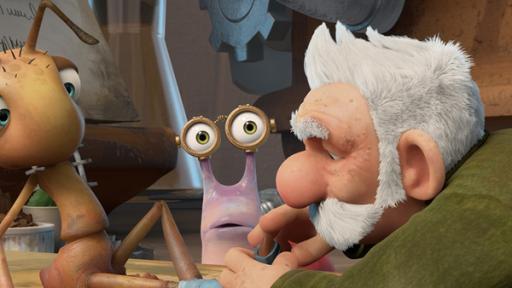 Rechte: KiKA/One Animation PTE LTD. Gramps verbindet den Fuß von Briefträger Cliff. Syd hatte ihn in der Eile umgefahren.