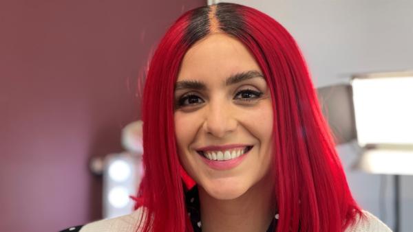 Jess mit einem neuen Hairstyle