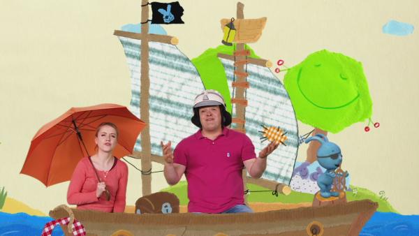 Kikaninchen, Anni und Christian segeln auf einem Piratenschiff
