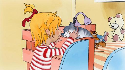 Conni bekommt eine Katze | Rechte: ZDF Conni steht vor ihrem Hochbett und streichelt Kater Mau, der zufrieden auf dem Bett sitzt.