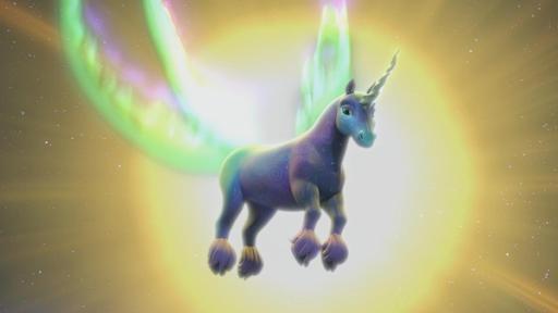 Tanzende Lichter | Rechte: ©2023 m4e GmbH Das Einhorn des Lichts erscheint mit leuchtenden Flügeln und umgeben von einem strahlenden Lichterkranz. Es sieht aus, als würde es vor einer strahlenden Sonne fliegen.