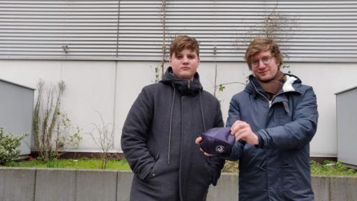 Robert, Junge, Kippa