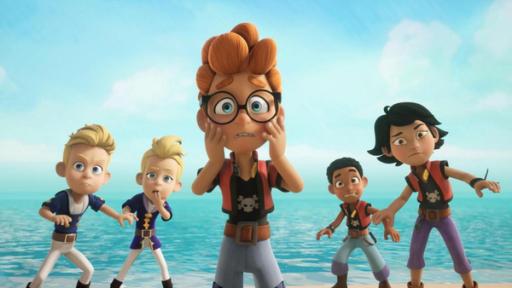 Gestrandet | Rechte: © 2024 – Method Animation – Mediawan kids & family Die Zwillinge, Alexander, Finn und Zoe, stehen auf einer Insel und schauen mit erschreckend großen Augen nach vorne. Hinter ihnen sieht man das Meer.