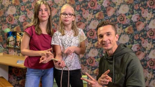 PUR+ - Teaser - Gehörlos | Rechte: ZDF, Collage PUR+ - Gehörlos