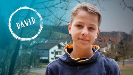 David auf dem Fußballfeld