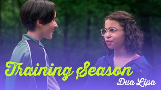 Folge 1081: Training Season | Rechte: MDR/Saxonia Media Luna freut sich, Maxi schaut Luna skeptisch an.