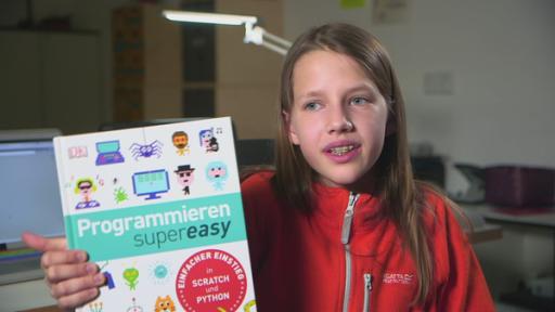 Für Kyra ist Programmieren super easy. | Rechte: KiKA