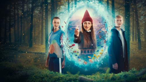 Tinka und der Spiegel der Seele | Rechte: BR Tinka im Wald als Mädchen und als Wichtel sowie Freund Lasse