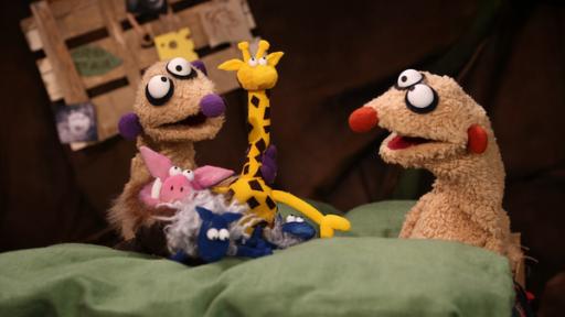Rechte: rbb/bigSmile Ent./NDR/MDR Jan & Henry können nicht schlafen gehen, bevor sie nicht all ihren Kuscheltieren eine „Gute Nacht“ gewünscht haben. Damit das aber nicht zu lange dauert, singen sie kurzerhand ein Schlaflied für alle.