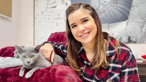 Anna und die Haustiere | Rechte: BR | Text und Bild Medienproduktion GmbH & Co. KG | Katharina Brackmann Russisch Blau | Die Katzenrasse Russisch Blau stammt aus dem kalten Norden Russlands.