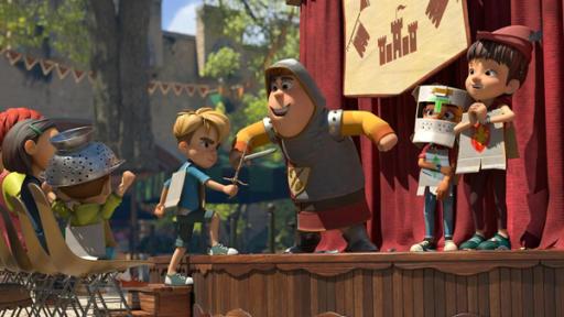 Samson, der edle Ritter | Rechte: © La Station Animation – 2022 Auf einer mittelalterlich gestalteten Bühne kämpfen, als Ritter verkleidet, Raphael und Samson mit Schwertern gegeneinander. Daneben stehen Bohnenstange und Lina, ebenso verkleidet. Im Vordergrund eine Reihe mit Sitzen für Zuschauer.