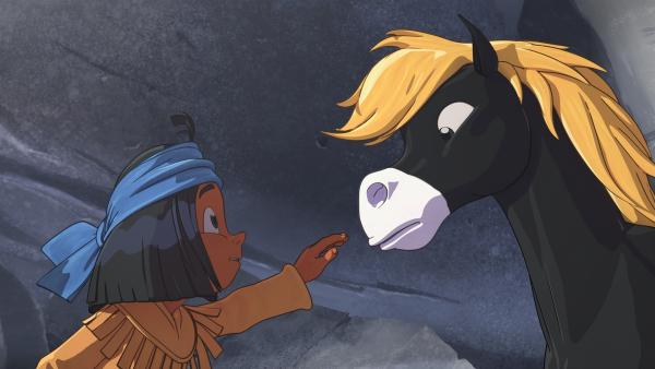Yakari möchte dem Mustang Kleiner Donner helfen, doch der ist misstrauisch.